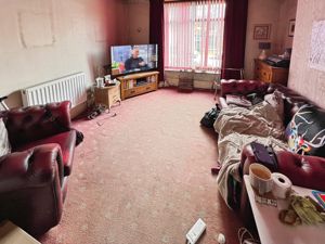 Lounge- click for photo gallery